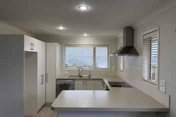 298 Ballintoy Park Drive, Welcome Bay