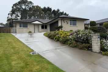 298 Ballintoy Park Drive, Welcome Bay