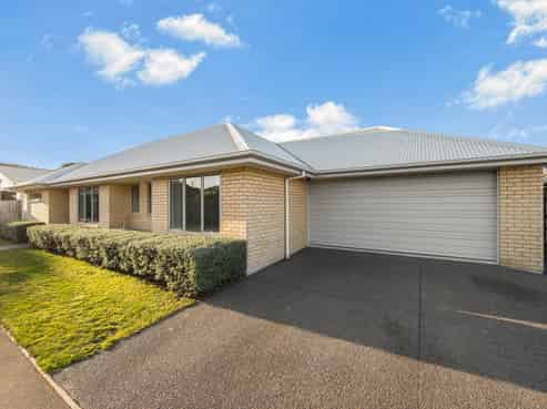 61 Beachvale Drive, Woodend Beach