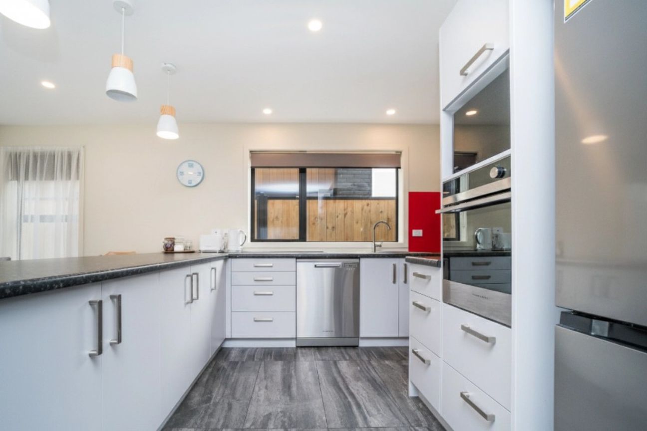 Modern comfort and immediate income - Bild 6