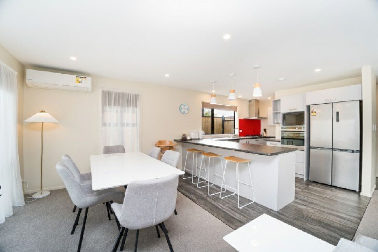 Modern comfort and immediate income - Bild 3