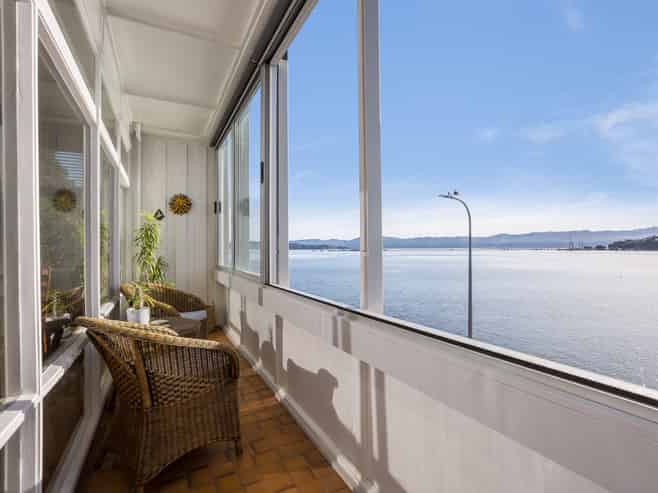 3/4 Gill Road, Lowry Bay, Eastbourne