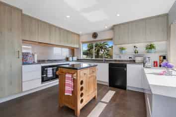 11 Azure Grove, Unsworth Heights