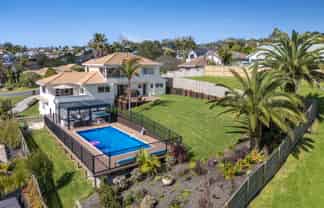 11 Azure Grove, Unsworth Heights