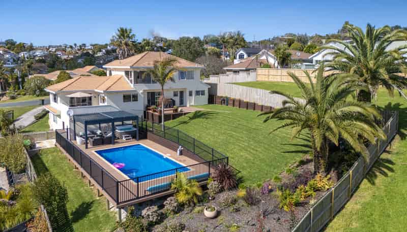 11 Azure Grove, Unsworth Heights
