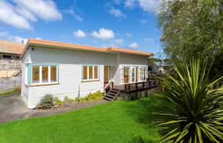 36a Parakai Avenue, Helensville