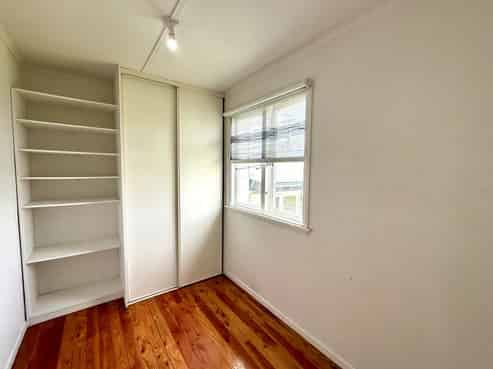 2/17 Pukerangi Crescent, Ellerslie