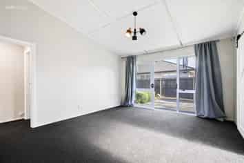 2/40A Bounty Street, Bryndwr