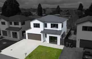 9 Nagra Lane, Papakura