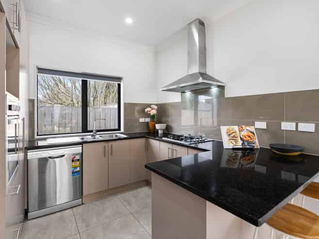 9 Nagra Lane, Papakura