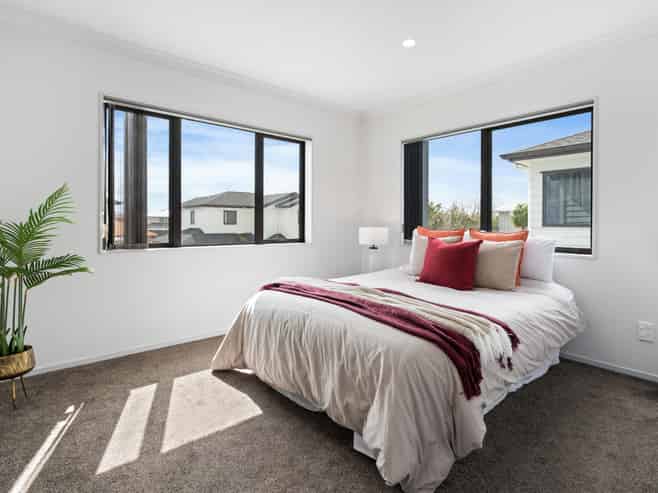 9 Nagra Lane, Papakura