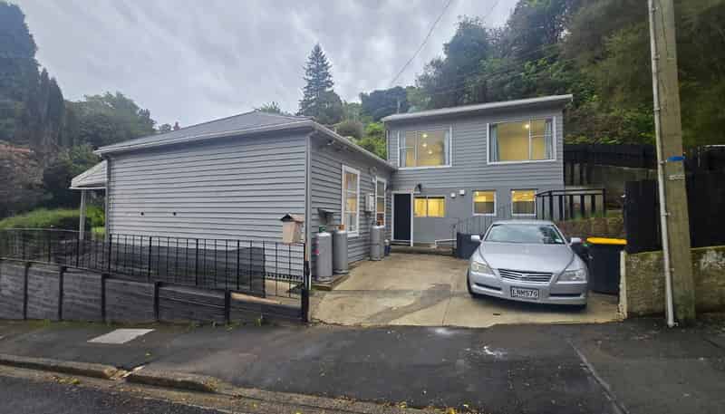 71 Gladstone Road, Dalmore