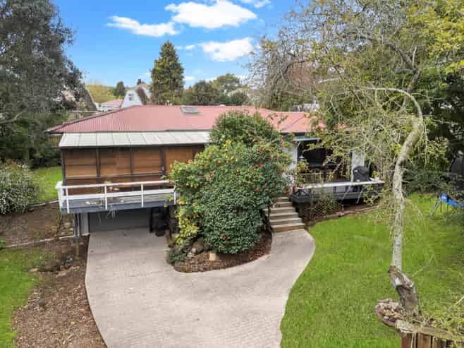13B James Road, Manurewa