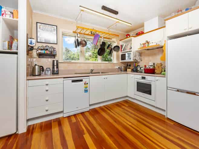 13B James Road, Manurewa