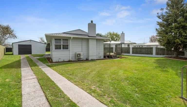 6 Byron Grove, Owhata