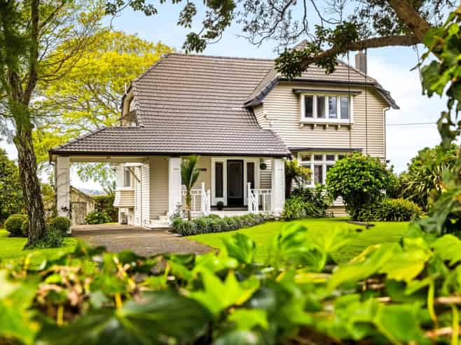 30 Court Crescent, Panmure