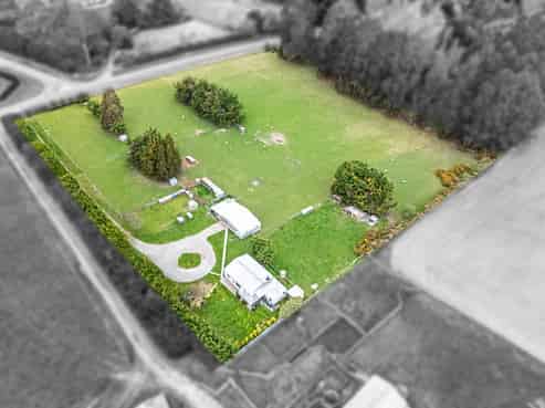 302 Beaconsfield Road, Fairview