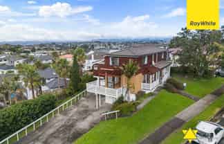 88 Lagoon Way, West Harbour