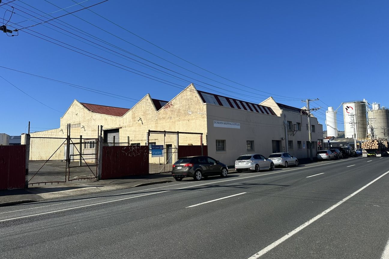 Central Harbour Basin Industrial to Lease - Vista 3