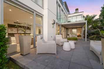 2D/154 St Stephens Avenue, Parnell