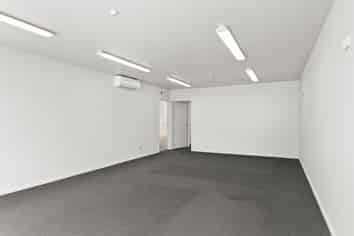 Modern Industrial Premises 393m2