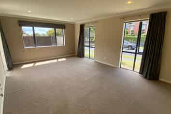41 Coachman Drive, Flat Bush