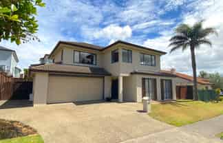 41 Coachman Drive, Flat Bush