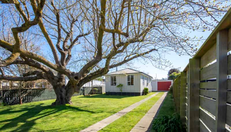 14 Broadway Avenue, Waikuku Beach