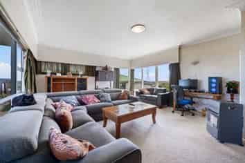 705 Richardson Road, Mount Roskill