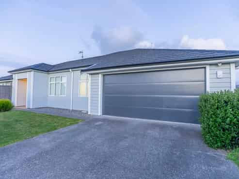 155 Guildford Drive, Paraparaumu Beach