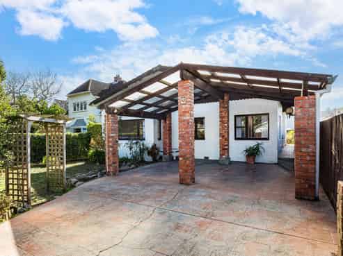 7 Penrose Street, Woburn