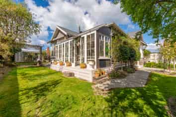 55 Rathmore Street, West End