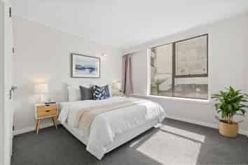 13/70 Hobson Street, Thorndon