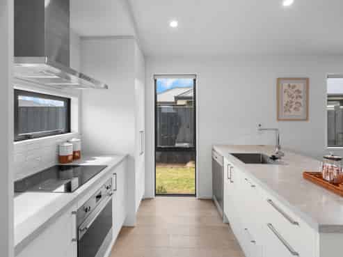 15 McCahon Lane, Rolleston