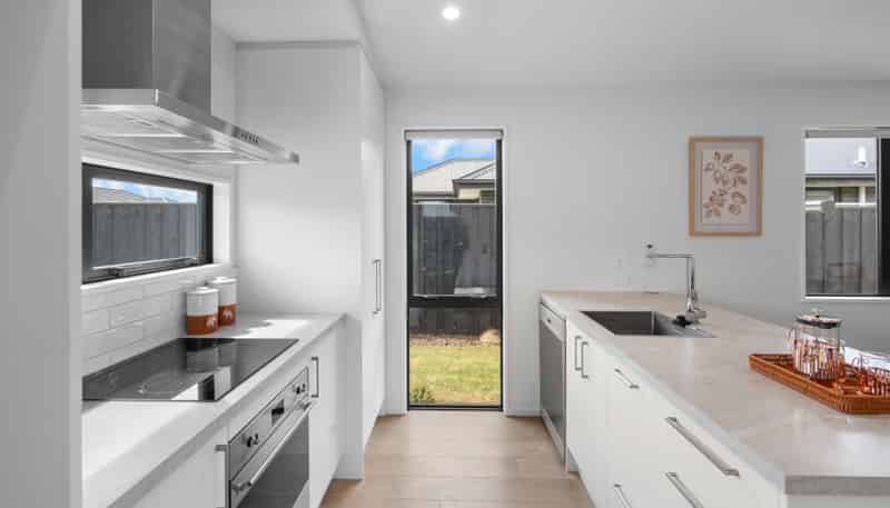 15 McCahon Lane, Rolleston