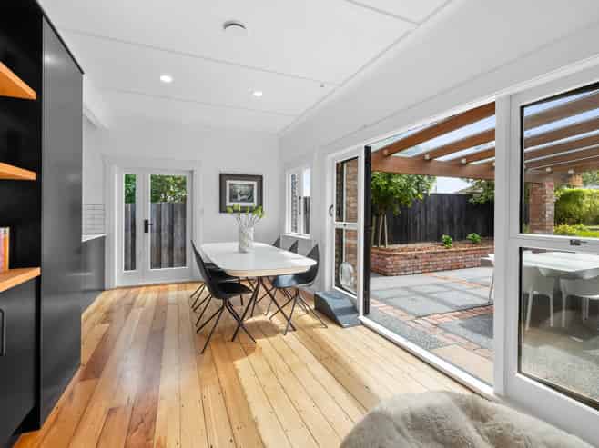 20 Wallace Place, Westown