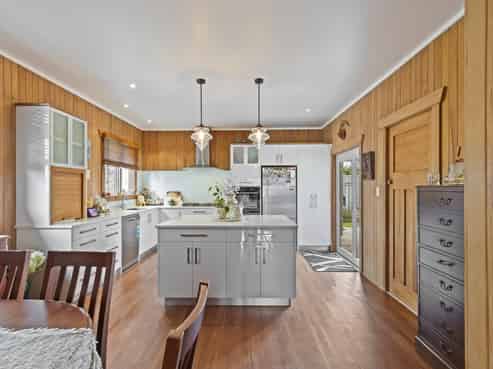 25 McLean Street, Strandon