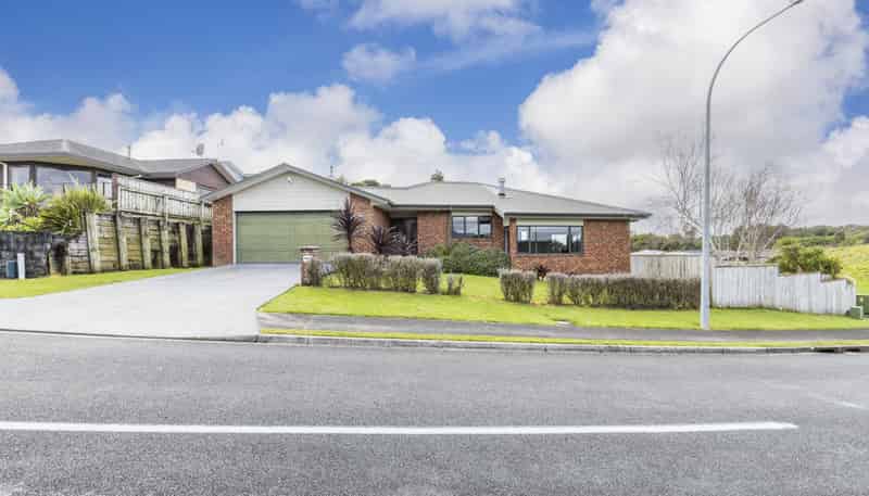 5 Rotokare Crescent, Whalers Gate