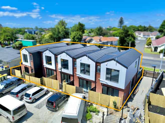 5/287 Massey Road, Mangere East