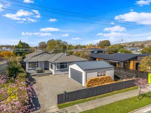 10 Colemans Road, Springlands