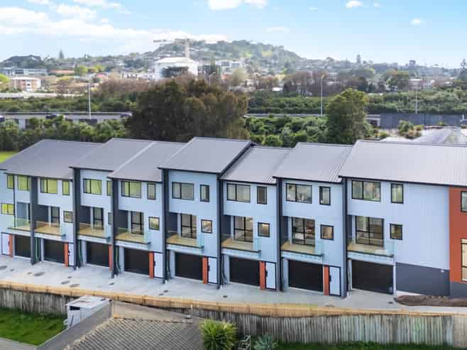 21 (x3 Lot Valonia Street, New Windsor