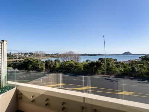 6/29 Accadia Lane (Chadderton Apartments), Avenues