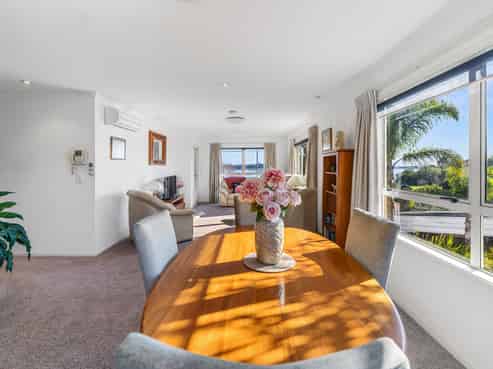 6/29 Accadia Lane (Chadderton Apartments), Avenues