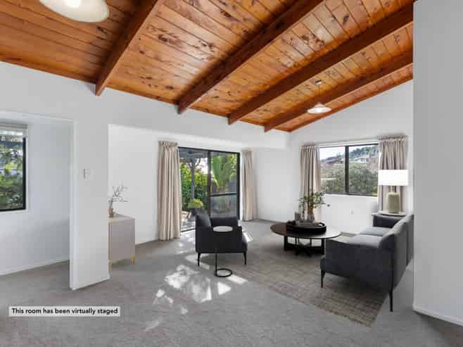 14 Poneke Drive, Waikanae