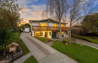 22 Tatariki Street, Rosehill