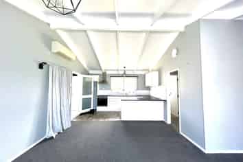 35A Edmund Road, Mangakakahi