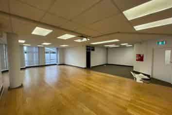 Office/Medical with shower, toilet and parking