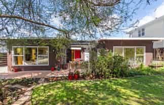 72 Glenvar Road, Torbay