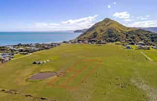 113-115 Fortescue Street, Mahia