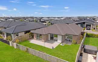 6 Navy Lane, Papamoa